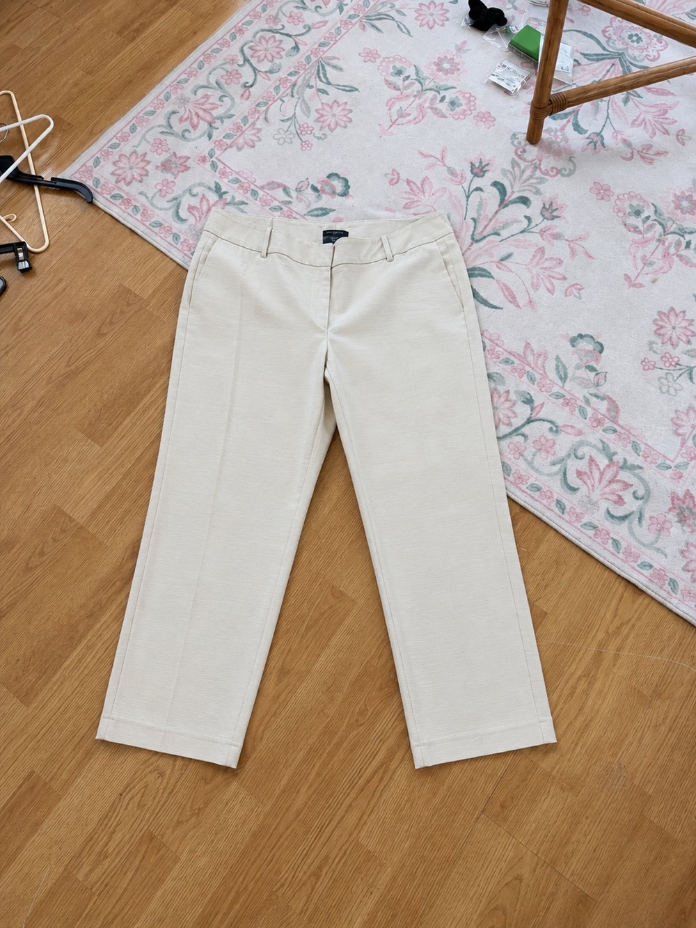 Ann Taylor Cream Ankle Pants size 16